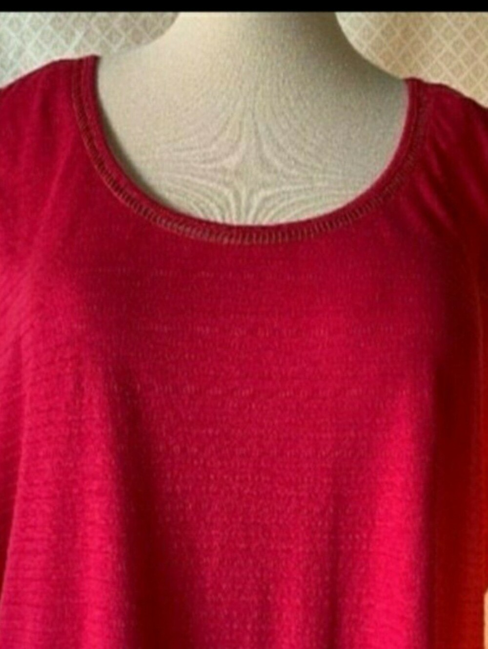 Basic Editions Women’s Sleeveless Red Tank Top, 3X (24-26)